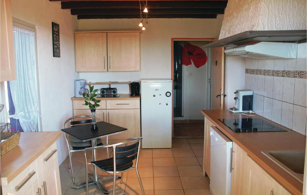 Gorgeous Home In Lavardac With Kitchen 外观 照片